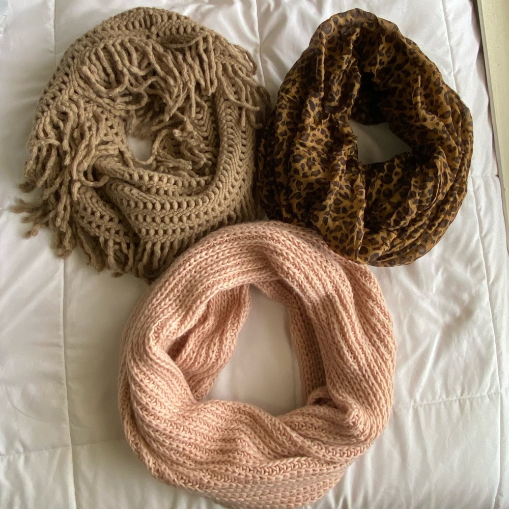 3 Cozy Infinity Scarves